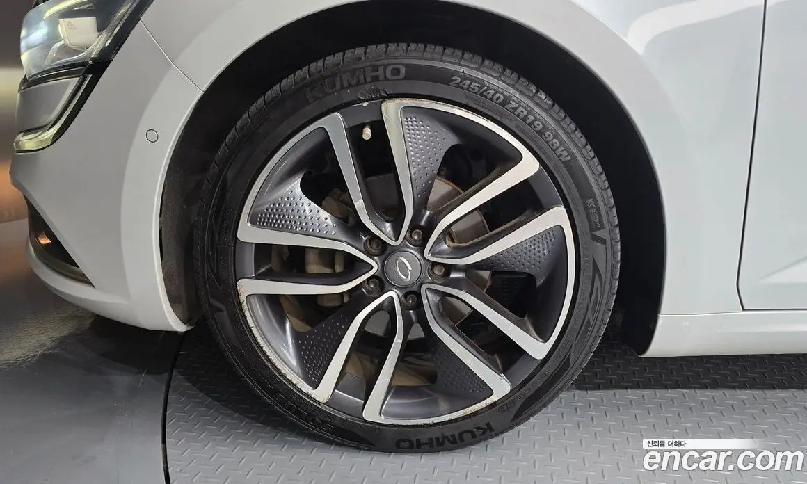Renault (Samsung) SM6 2016 1.5 автомат (гидро), фото 5 Renault (Samsung) SM6 2016 1.5 автомат (гидро), фото 5