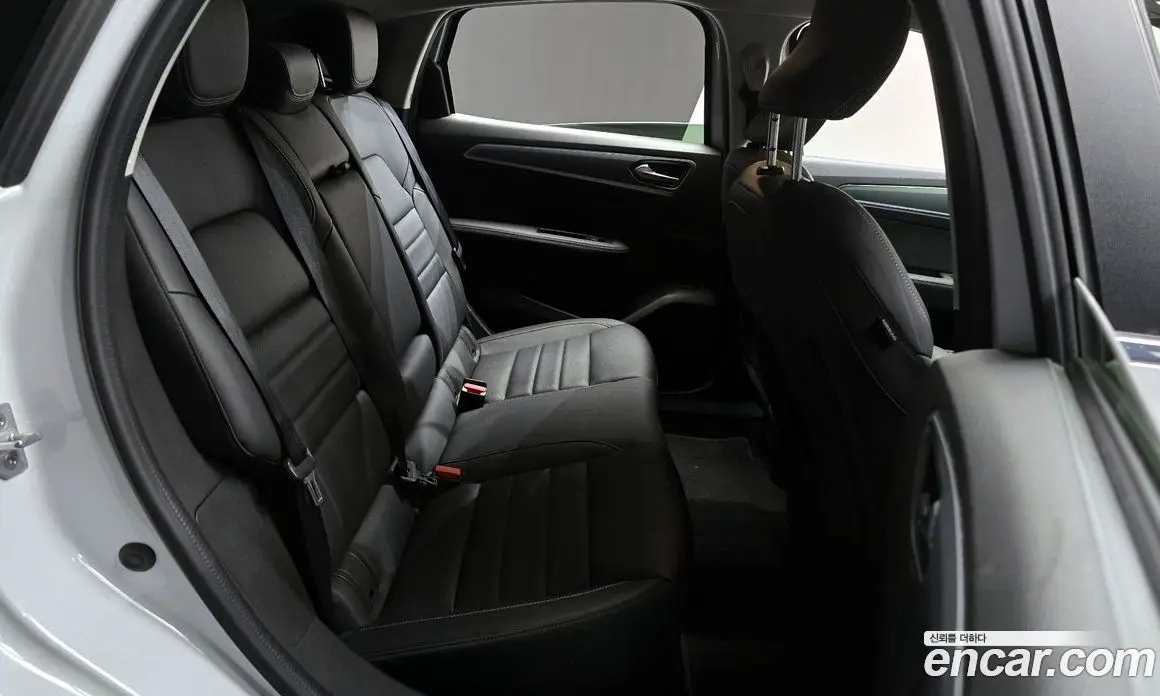 Renault (Samsung) XM3 2022 1.6 автомат (гидро), фото 17 Renault (Samsung) XM3 2022 1.6 автомат (гидро), фото 17