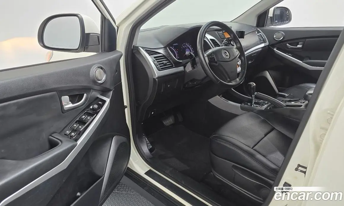 SsangYong Korando 2014 2.0 автомат (гидро), фото 13