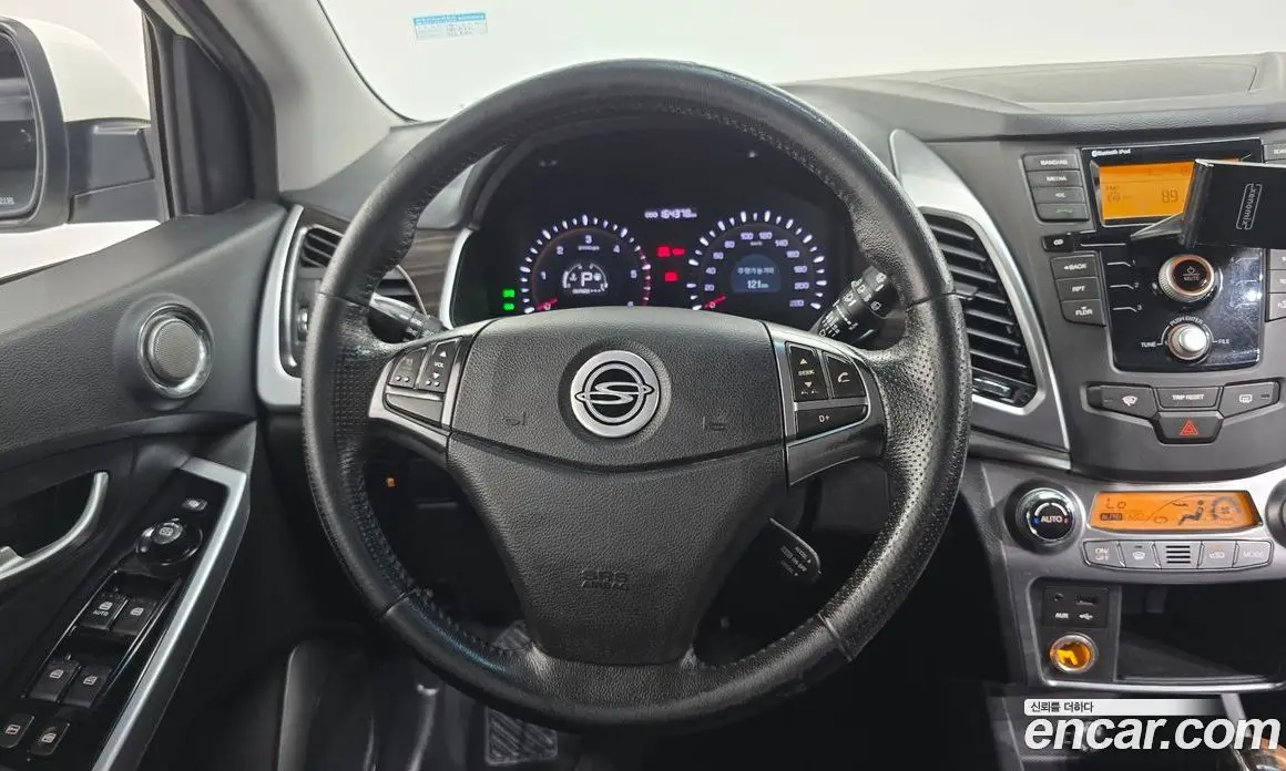 SsangYong Korando 2014 2.0 автомат (гидро), фото 19