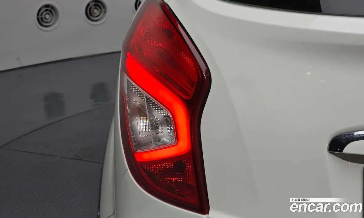 SsangYong Korando 2014 2.0 автомат (гидро), фото 9