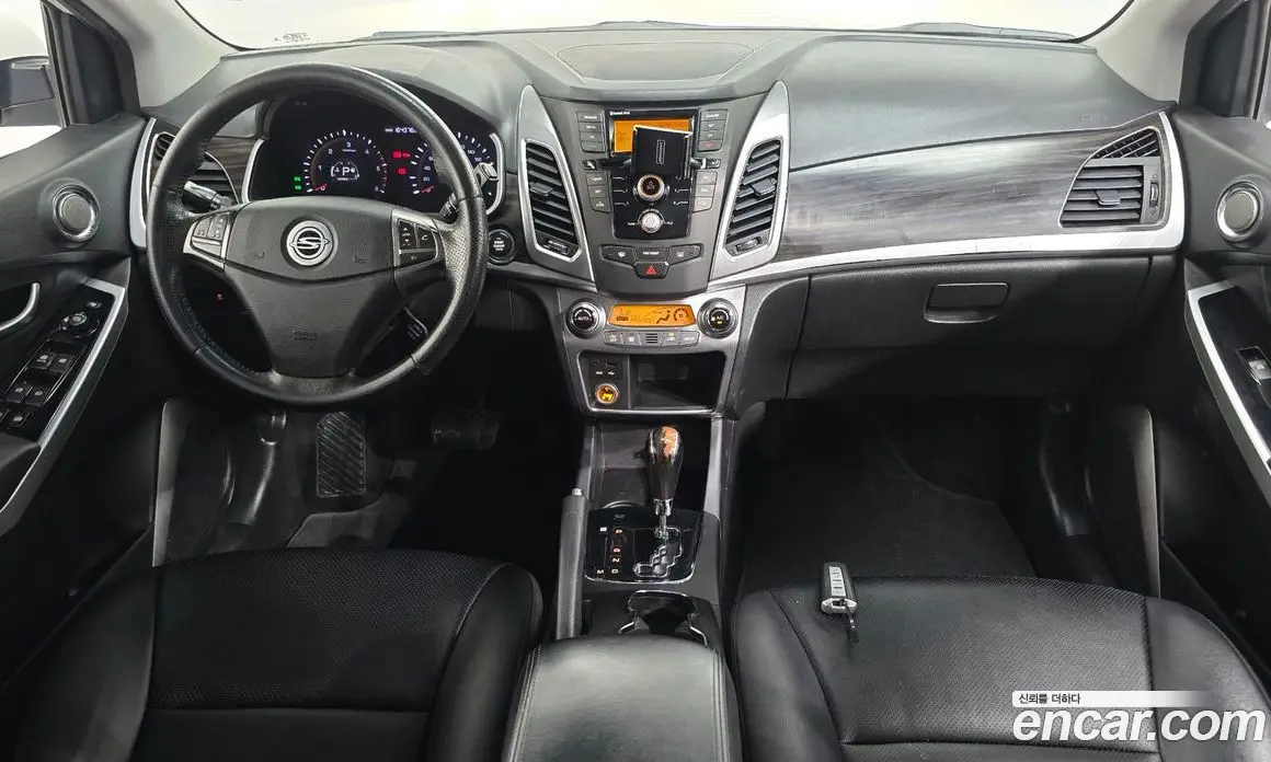 SsangYong Korando 2014 2.0 автомат (гидро), фото 10