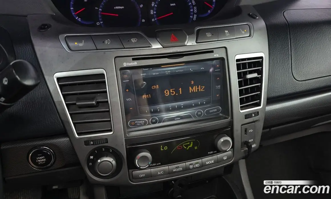 SsangYong Korando 2015 2.0 автомат (гидро), фото 15 SsangYong Korando 2015 2.0 автомат (гидро), фото 15