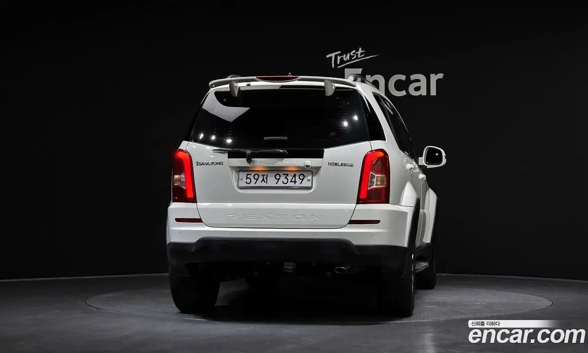 SsangYong Rexton 2013 2.0 автомат (гидро), фото 4