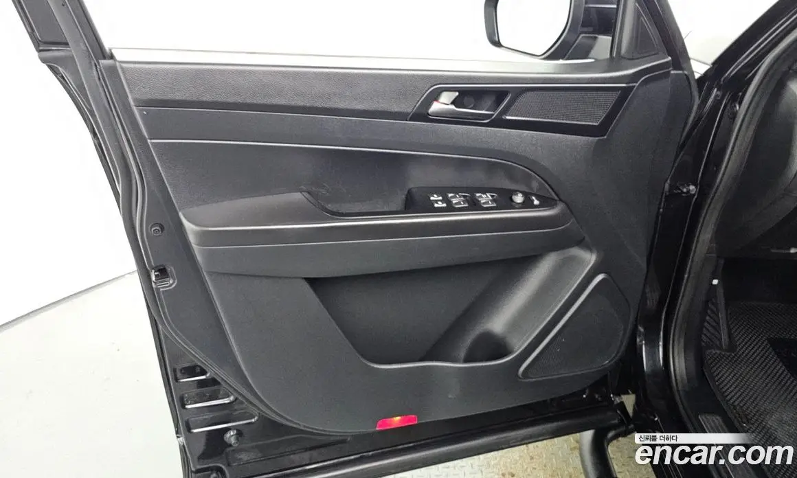 SsangYong Rexton 2020 2.2 автомат (гидро), фото 14
