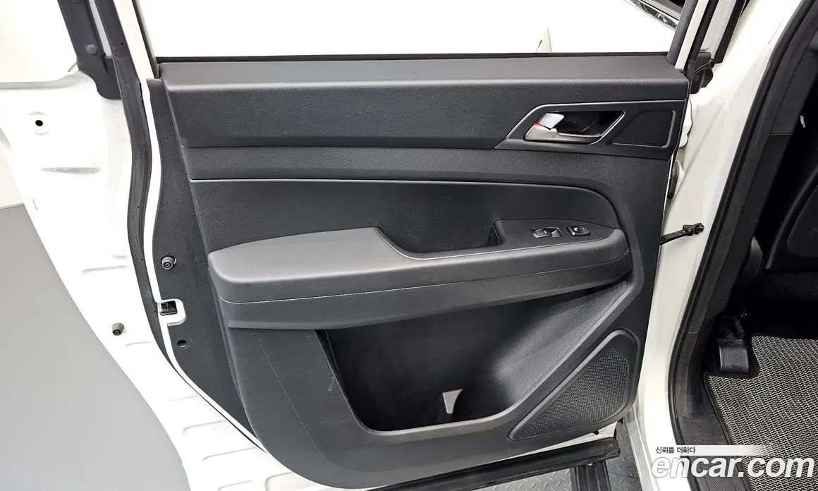 SsangYong Rexton 2023 2.2 автомат (гидро), фото 15 SsangYong Rexton 2023 2.2 автомат (гидро), фото 15