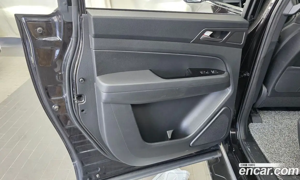 SsangYong Rexton 2023 2.2 автомат (гидро), фото 15