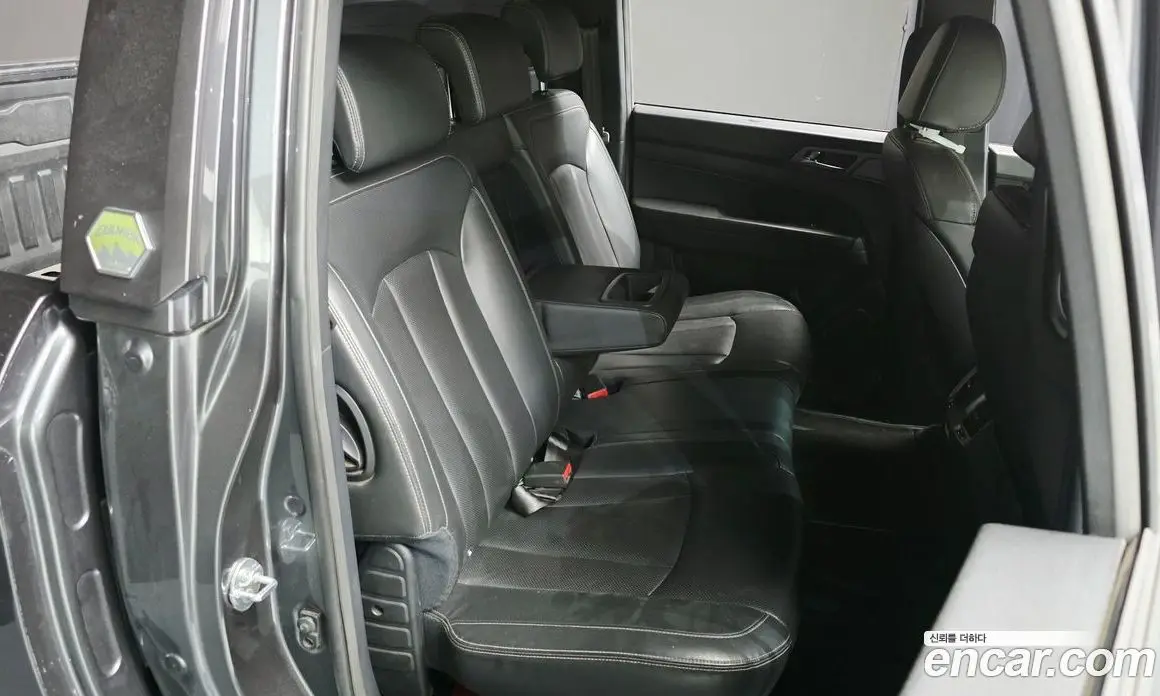 SsangYong Rexton 2024 2.2 автомат (гидро), фото 16