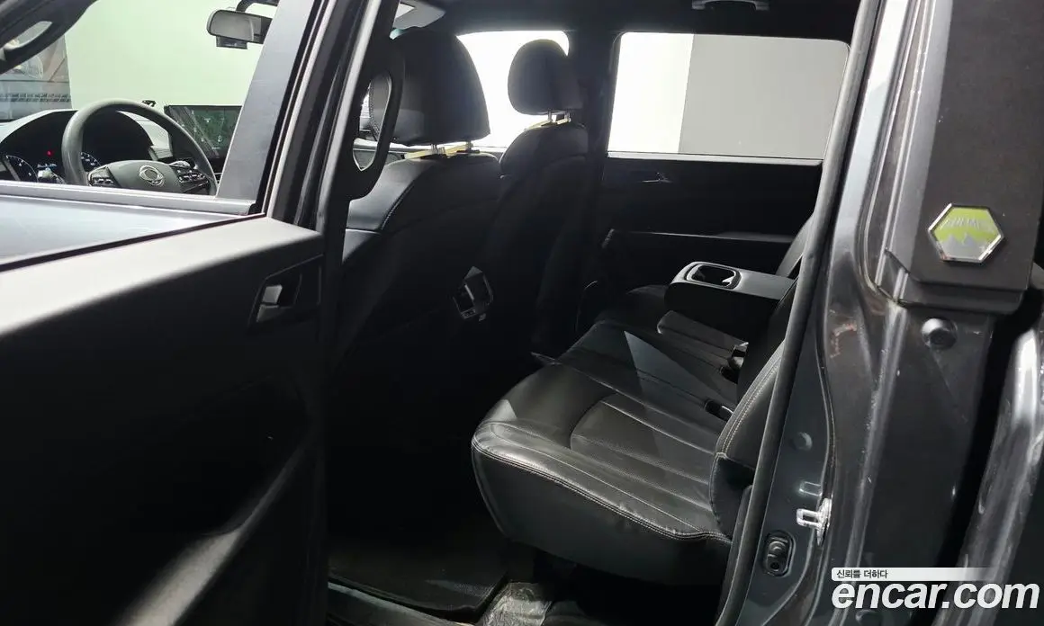 SsangYong Rexton 2024 2.2 автомат (гидро), фото 17