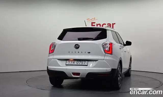 SsangYong TIBOLI 2016 1.6 автомат (гидро), миниатюра 4