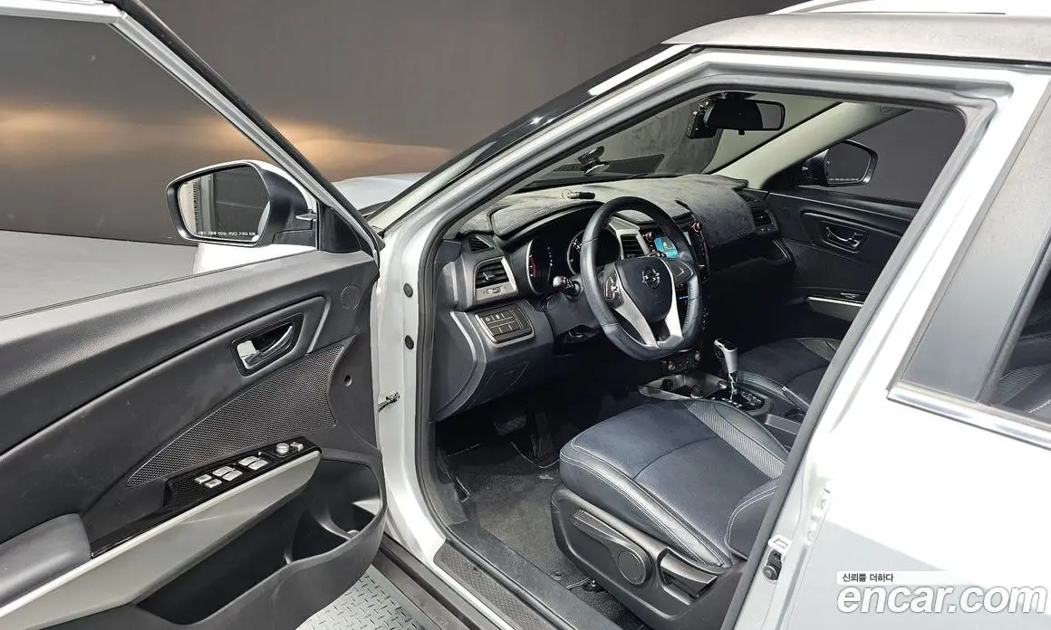 SsangYong TIBOLI 2016 1.6 автомат (гидро), фото 13 SsangYong TIBOLI 2016 1.6 автомат (гидро), фото 13