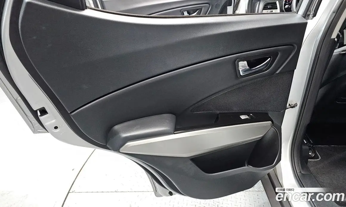 SsangYong TIBOLI 2016 1.6 автомат (гидро), фото 15 SsangYong TIBOLI 2016 1.6 автомат (гидро), фото 15