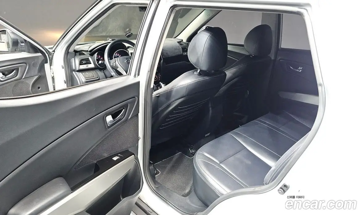 SsangYong TIBOLI 2016 1.6 автомат (гидро), фото 17 SsangYong TIBOLI 2016 1.6 автомат (гидро), фото 17