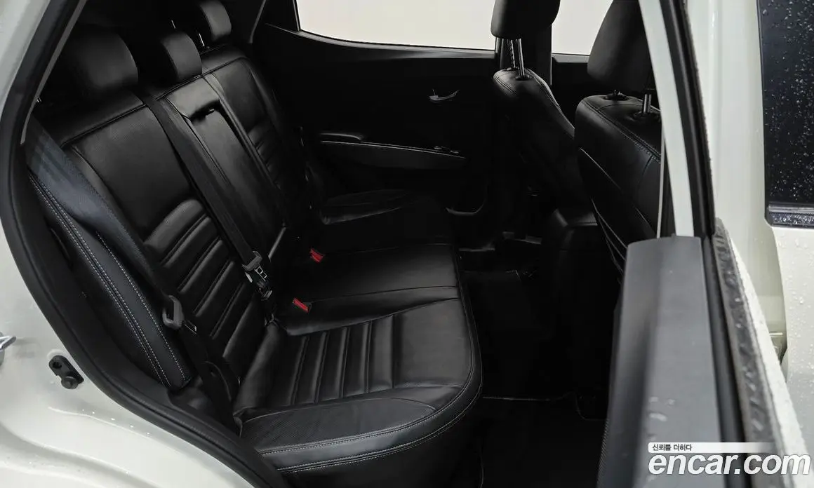 SsangYong TIBOLI 2017 1.6 автомат (гидро), фото 17