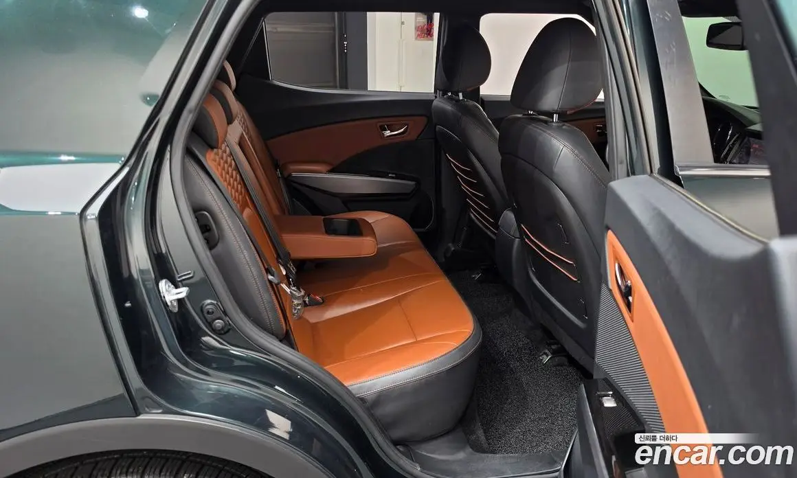 SsangYong TIBOLI 2017 1.6 автомат (гидро), фото 17