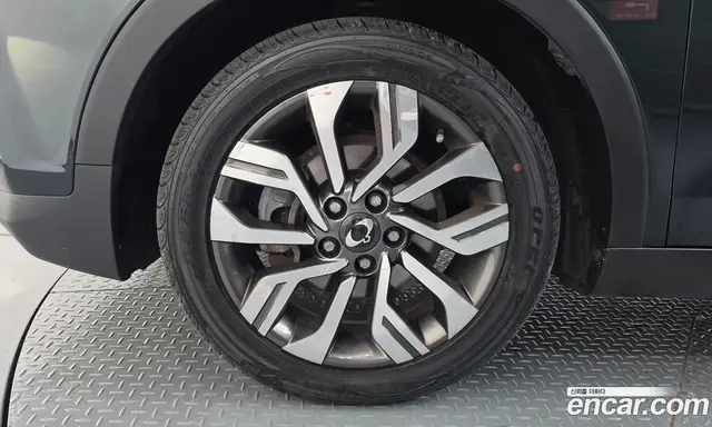 SsangYong TIBOLI 2017 1.6 автомат (гидро), миниатюра 5