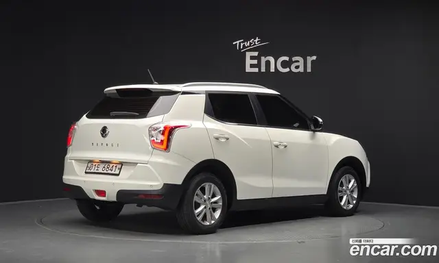 SsangYong TIBOLI 2017 1.6 автомат (гидро), миниатюра 2
