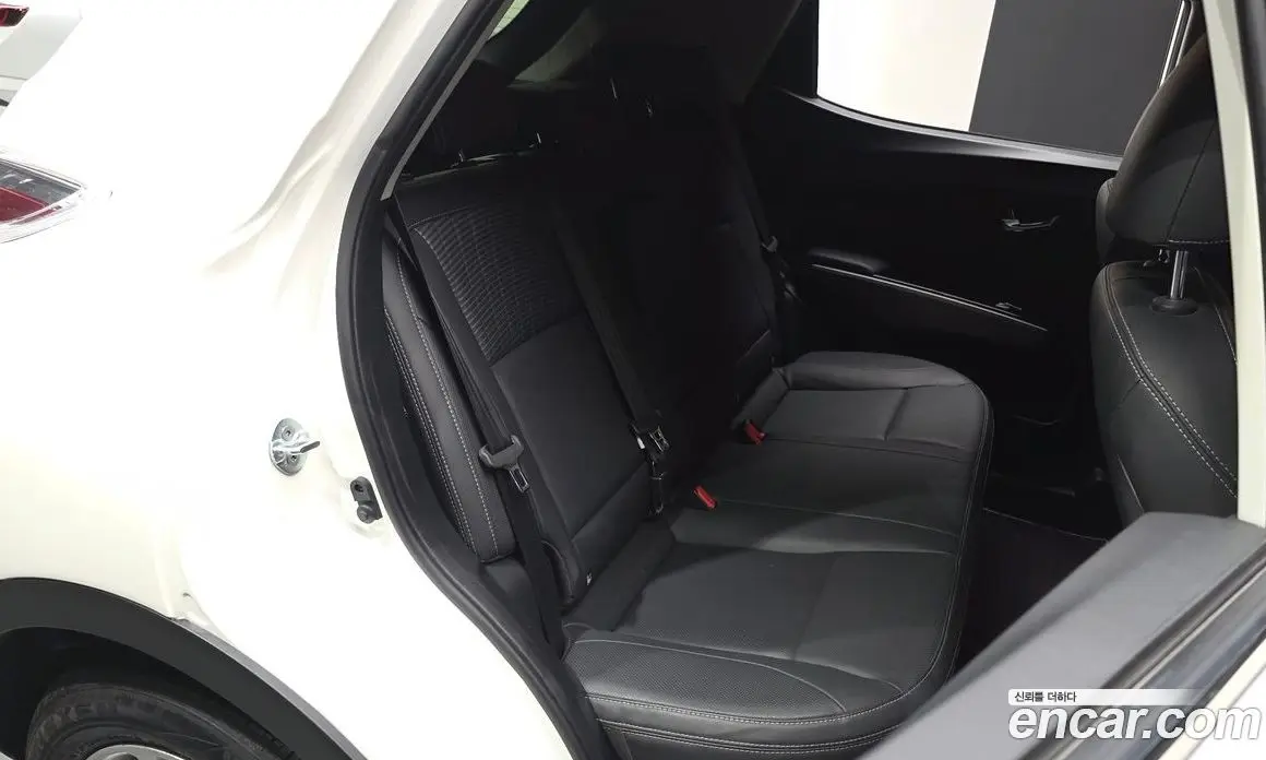 SsangYong TIBOLI 2017 1.6 автомат (гидро), фото 18