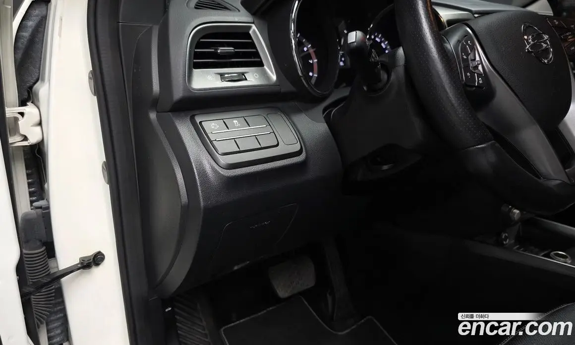 SsangYong TIBOLI 2017 1.6 автомат (гидро), фото 19