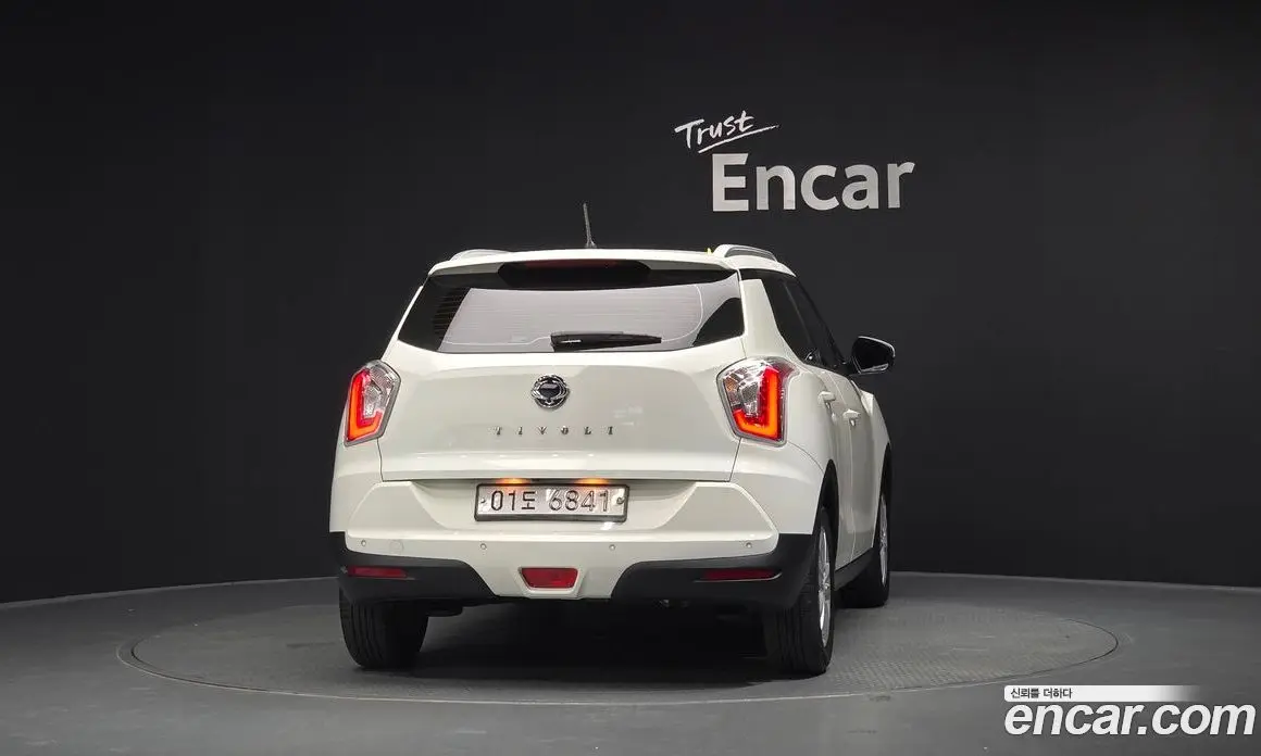 SsangYong TIBOLI 2017 1.6 автомат (гидро), фото 4