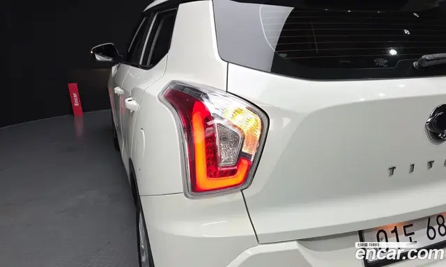 SsangYong TIBOLI 2017 1.6 автомат (гидро), миниатюра 9