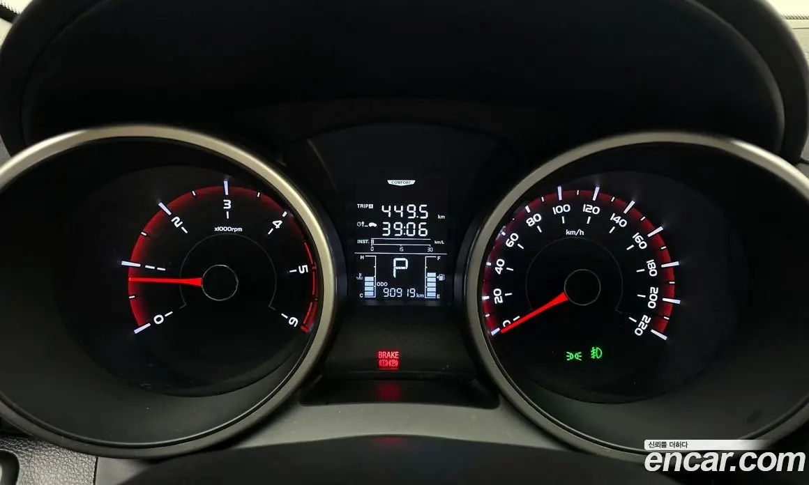 SsangYong TIBOLI 2018 1.6 автомат (гидро), фото 11