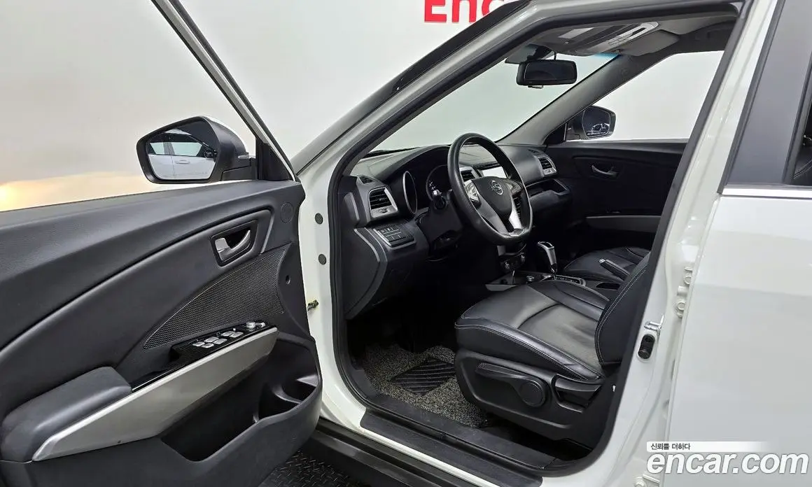 SsangYong TIBOLI 2018 1.6 автомат (гидро), фото 13