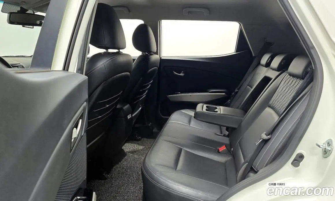 SsangYong TIBOLI 2018 1.6 автомат (гидро), фото 18