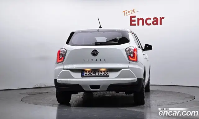 SsangYong TIBOLI 2018 1.6 автомат (гидро), миниатюра 4