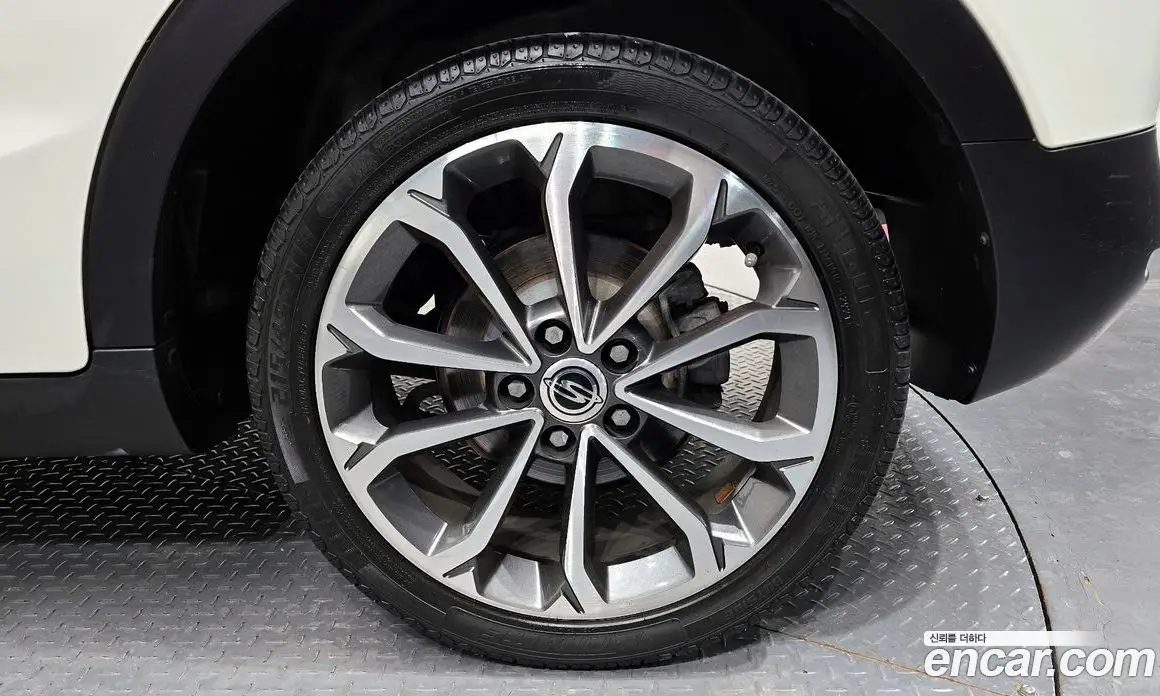 SsangYong TIBOLI 2018 1.6 автомат (гидро), фото 7