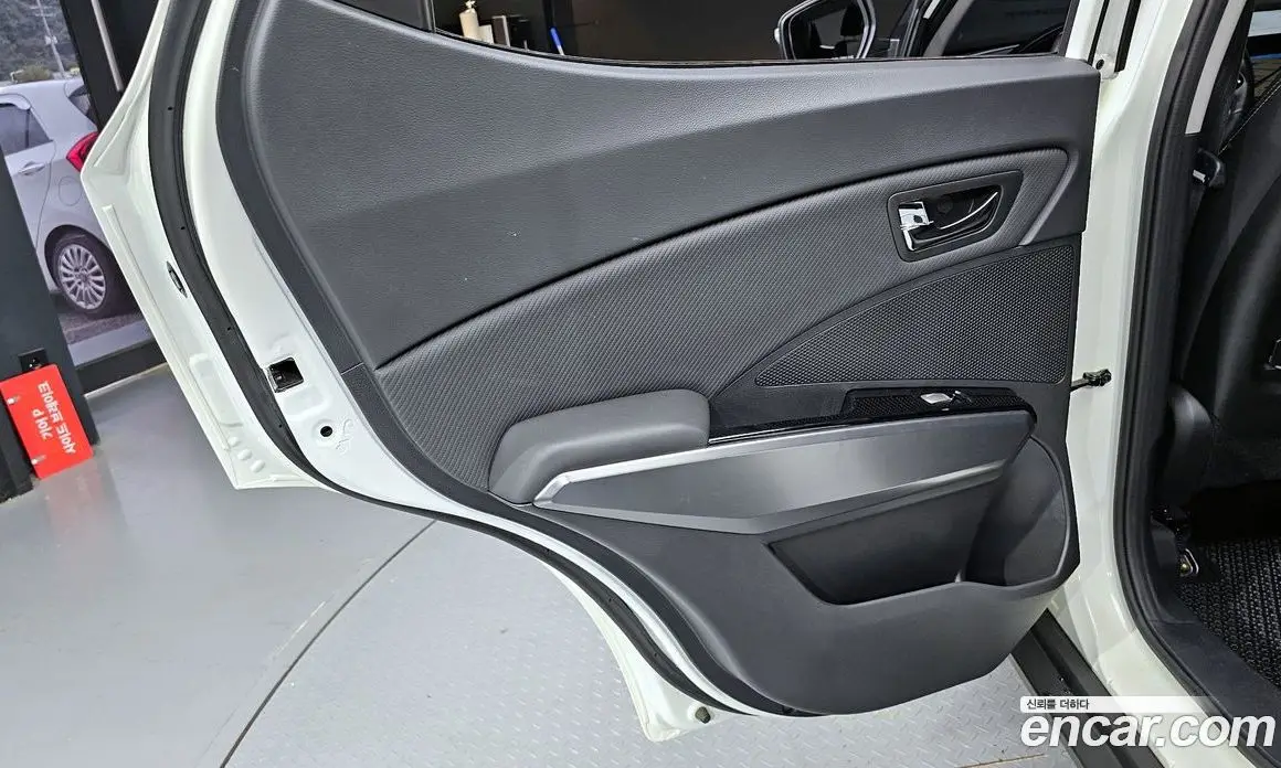 SsangYong TIBOLI 2018 1.6 автомат (гидро), фото 15