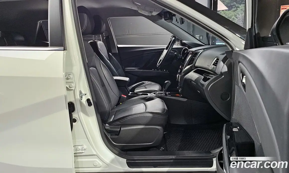 SsangYong TIBOLI 2018 1.6 автомат (гидро), фото 16