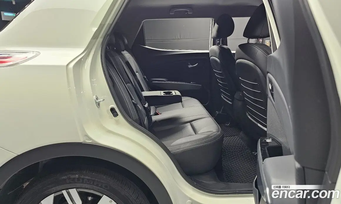 SsangYong TIBOLI 2018 1.6 автомат (гидро), фото 17