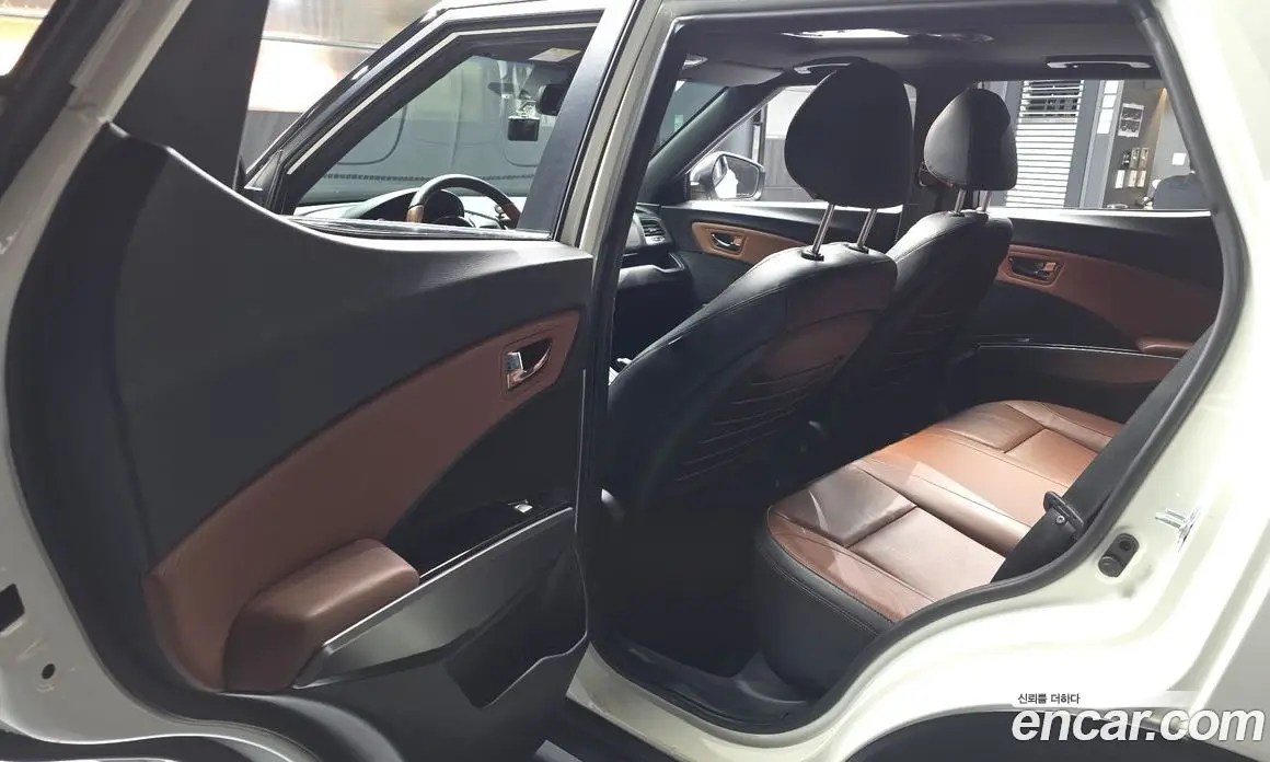 SsangYong TIBOLI 2018 1.6 автомат (гидро), фото 16