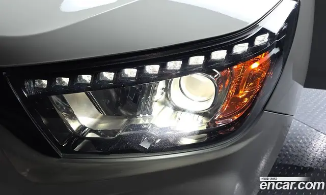SsangYong TIBOLI 2018 1.6 автомат (гидро), миниатюра 8