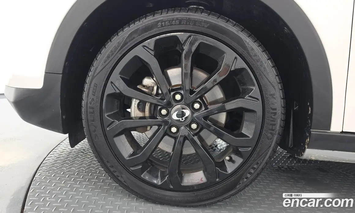 SsangYong TIBOLI 2018 1.6 автомат (гидро), фото 5