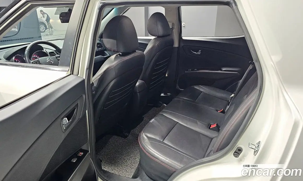 SsangYong TIBOLI 2019 1.6 автомат (гидро), фото 16
