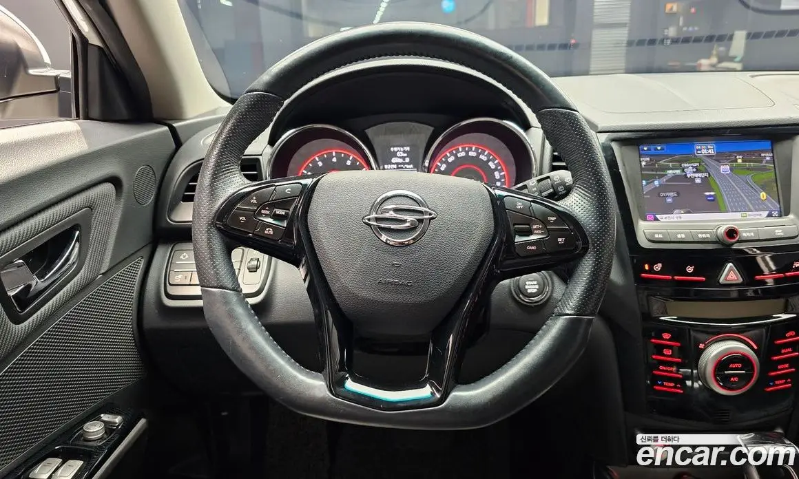 SsangYong TIBOLI 2019 1.6 автомат (гидро), фото 19