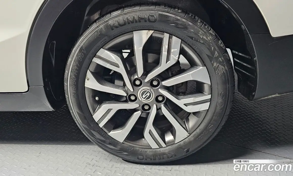 SsangYong TIBOLI 2019 1.6 автомат (гидро), фото 7