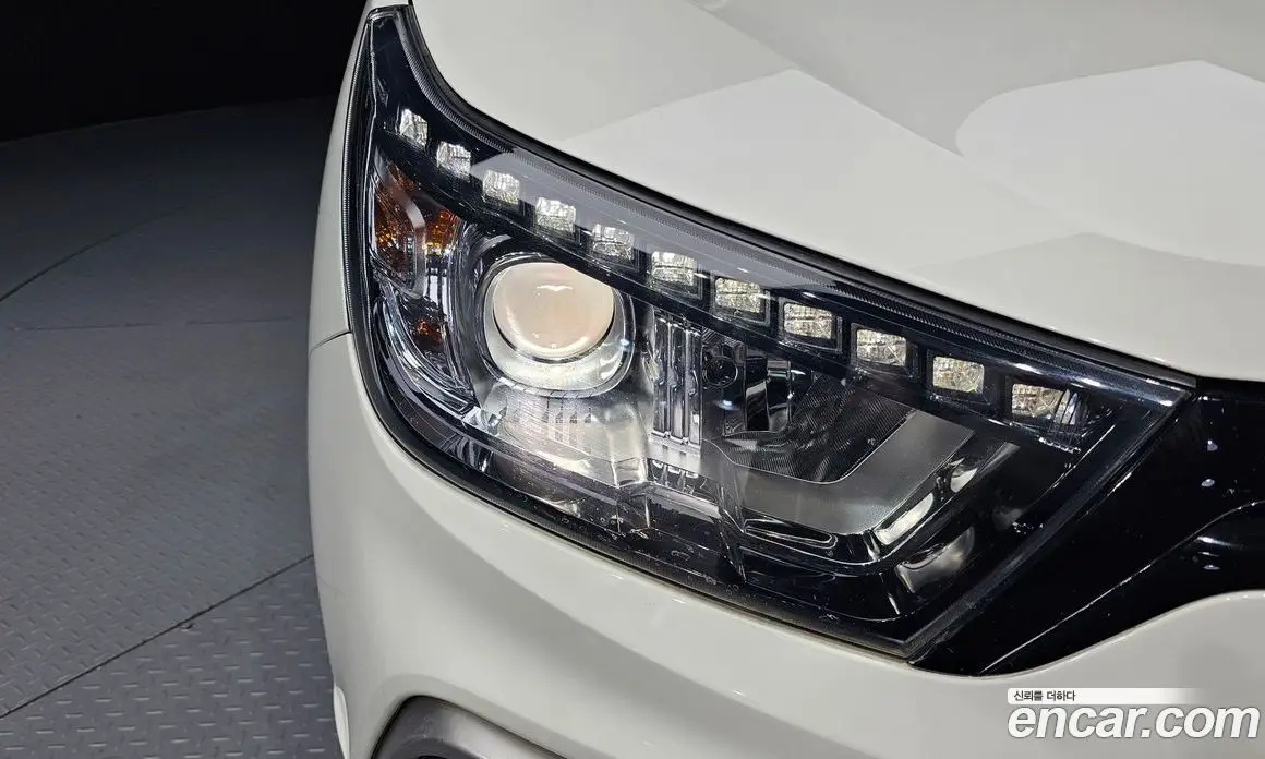 SsangYong TIBOLI 2019 1.6 автомат (гидро), фото 8