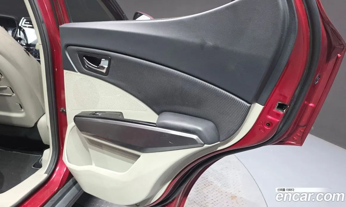 SsangYong TIBOLI 2019 1.5 автомат (гидро), фото 15
