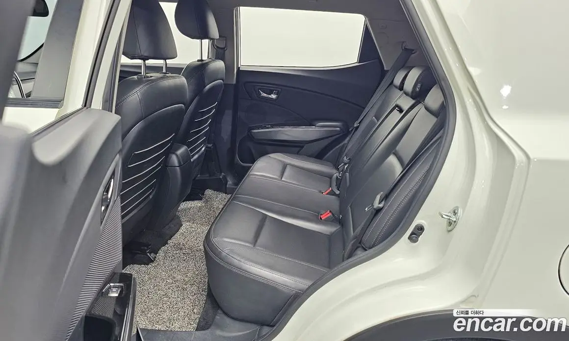 SsangYong TIBOLI 2022 1.5 автомат (гидро), фото 17
