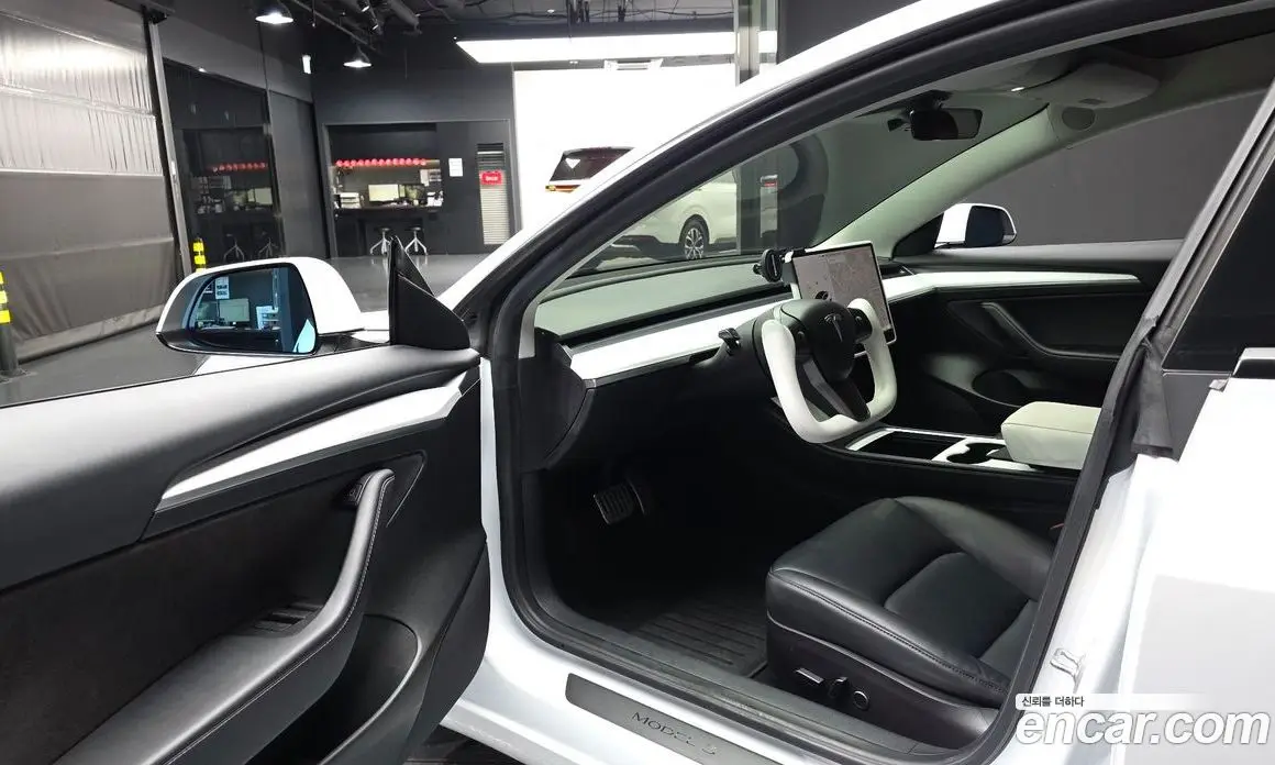 Tesla Model 3 2022 0.2 автомат (гидро), фото 13