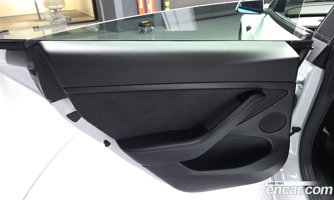 Tesla Model 3 2022 0.2 автомат (гидро), фото 15