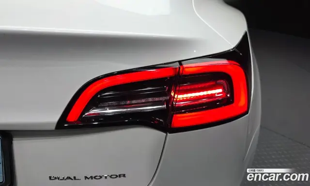 Tesla Model 3 2022 0.2 автомат (гидро), миниатюра 9