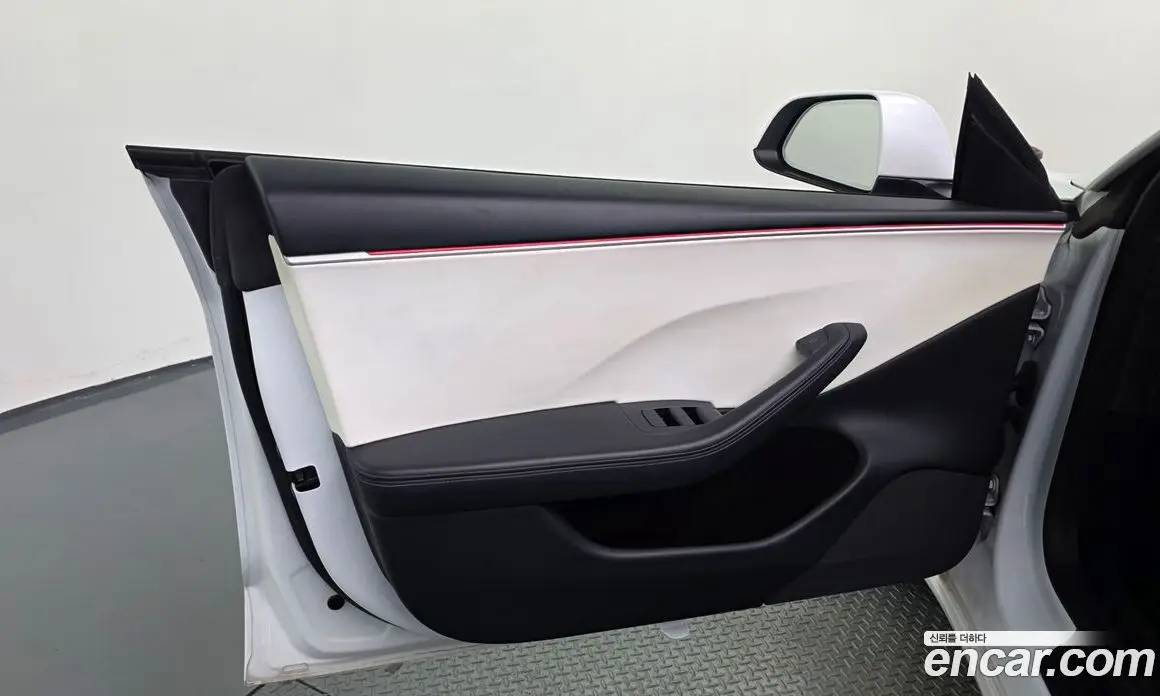 Tesla Model 3 2024 0.2 автомат (гидро), фото 14