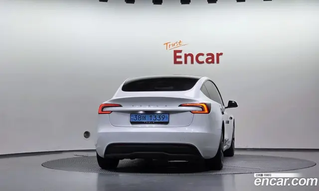 Tesla Model 3 2024 0.2 автомат (гидро), миниатюра 4