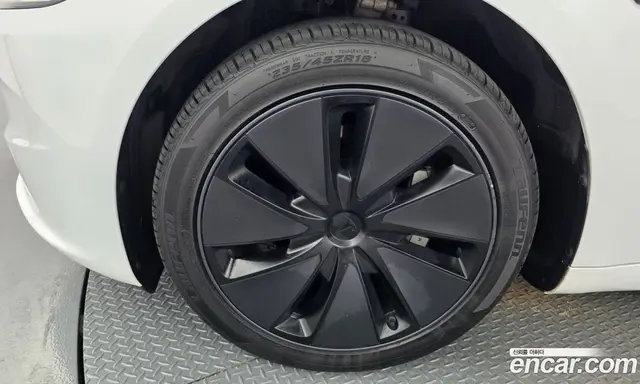 Tesla Model 3 2024 0.2 автомат (гидро), миниатюра 5