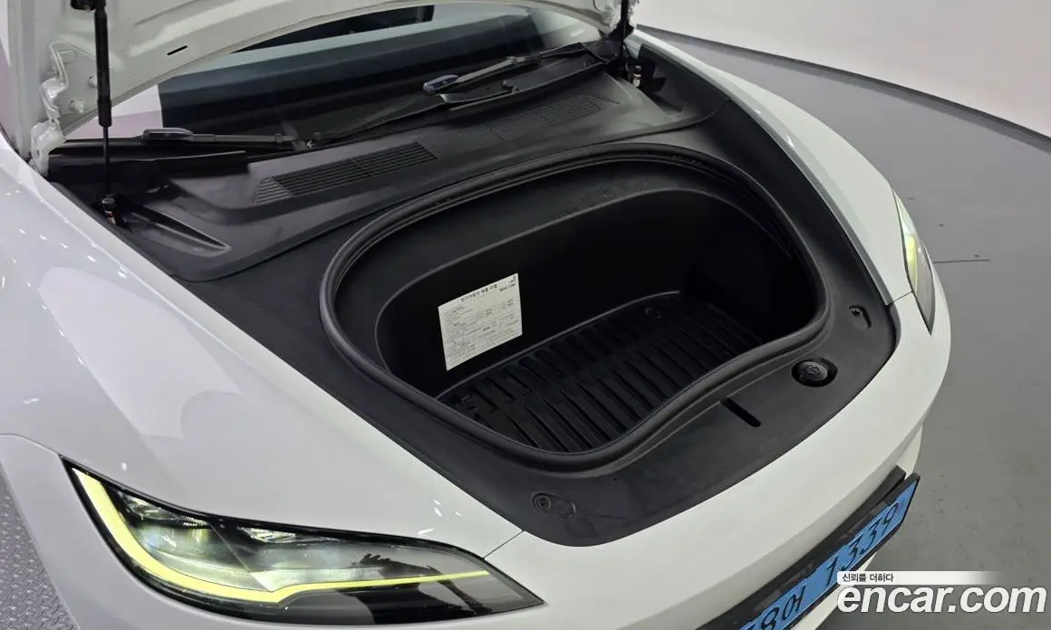 Tesla Model 3 2024 0.2 автомат (гидро), фото 6