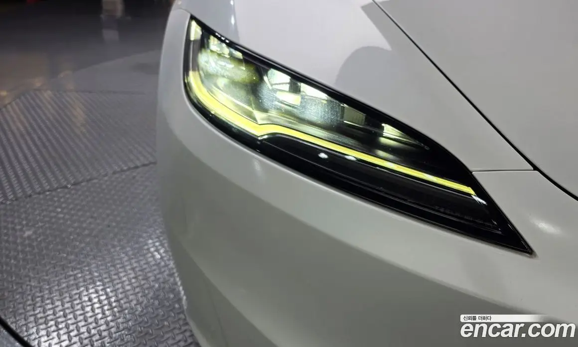 Tesla Model 3 2024 0.2 автомат (гидро), фото 8
